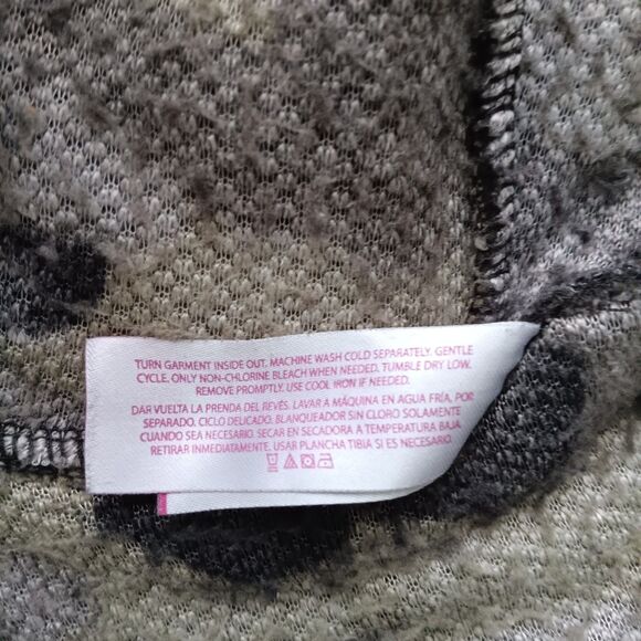 NOBO BOUNDARIES Women's Fuzzy Camo Pullover Hoodie w/ Side Pickets L(11-13) - Picture 6 of 7